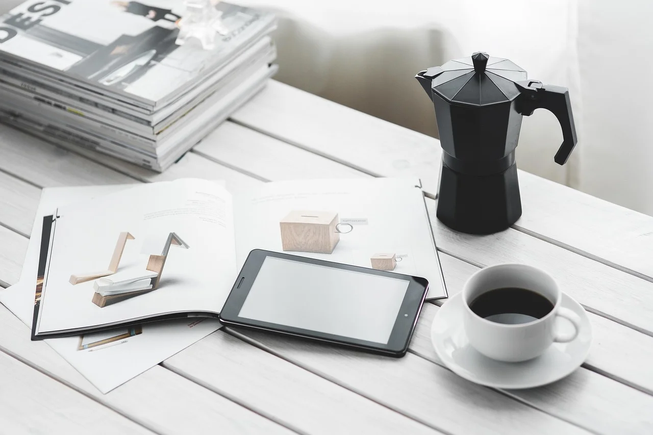 technology, tablet, digital tablet, computer, device, desk, coffee cup, coffee, cup, magazines, leisure